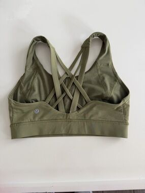 Size 6 lululemon athletica Strappy Sports Bra